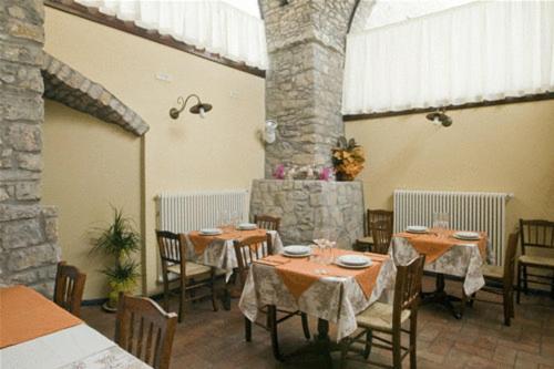 Hotel La Campana D'Oro Beverino Esterno foto